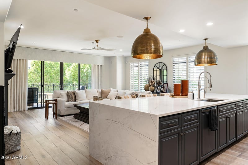 7175 Camelback Rd #305, Scottsdale, AZ 85251