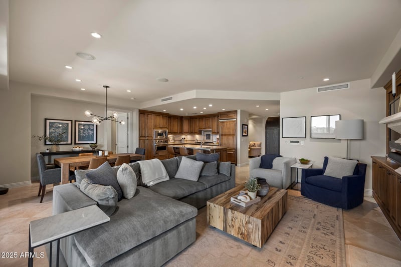 7175 Camelback Rd #702, Scottsdale, AZ 85251