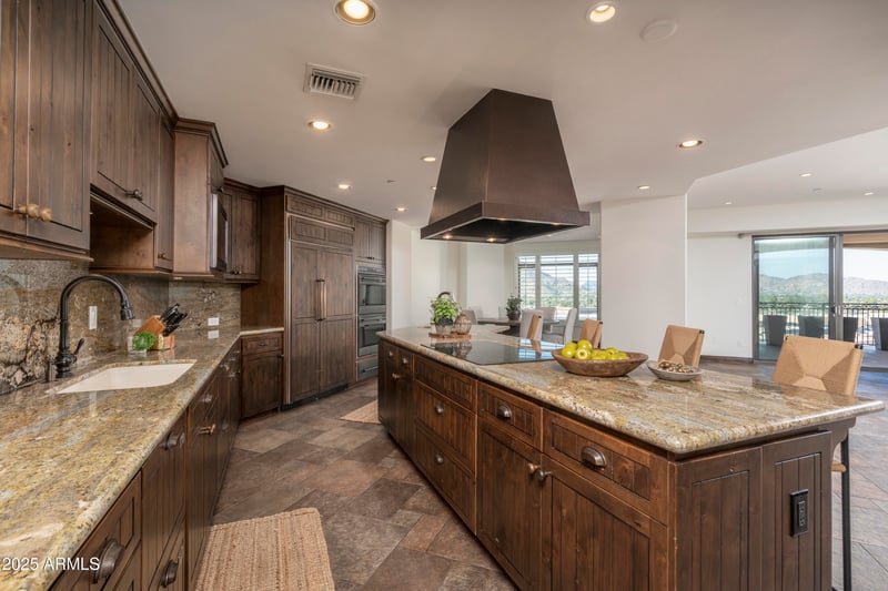 7175 E Camelback Rd #1201, Scottsdale, AZ 85251
