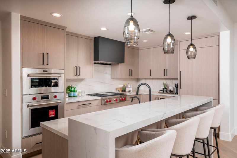 7175 E Camelback Rd #601, Scottsdale, AZ 85251