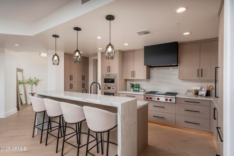 7175 E Camelback Rd #601, Scottsdale, AZ 85251