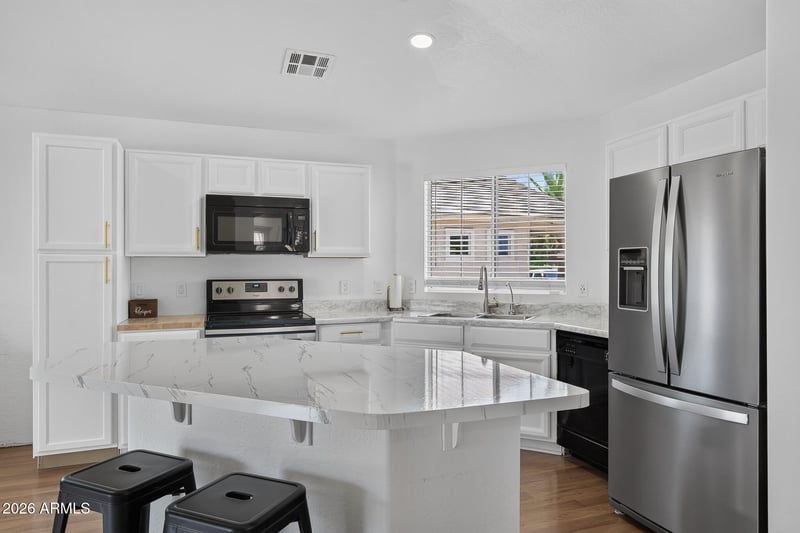 7175 W Kaler Ave, Glendale, AZ 85303