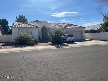 7177 Foothill Dr, Glendale, AZ 85310