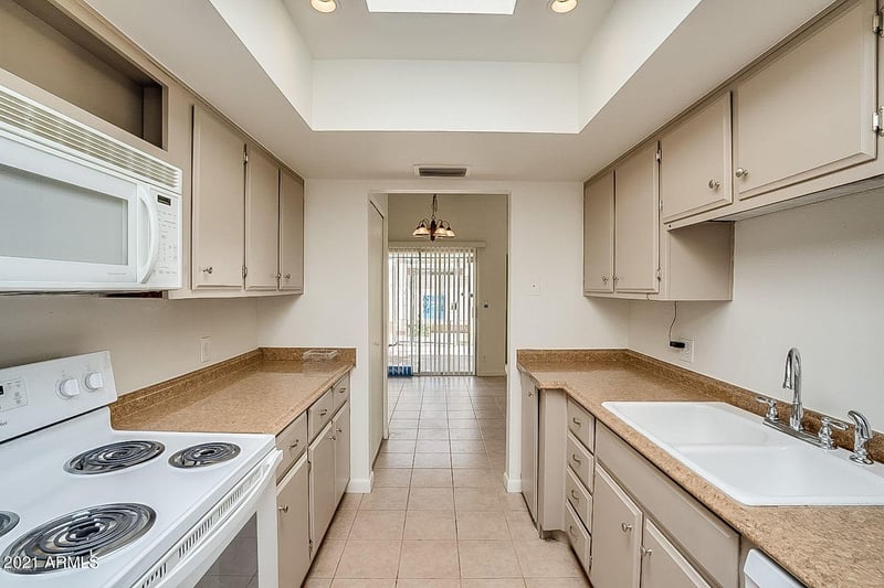 718 S Lebanon Ln, Tempe, AZ 85288
