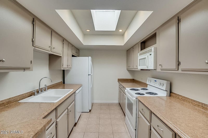 718 S Lebanon Ln, Tempe, AZ 85288