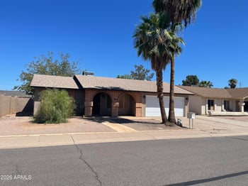 718 W Straford Dr, Chandler, AZ 85225