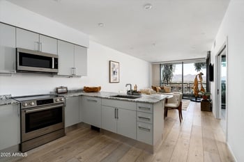 7180 Kierland Blvd #814, Scottsdale, AZ 85254