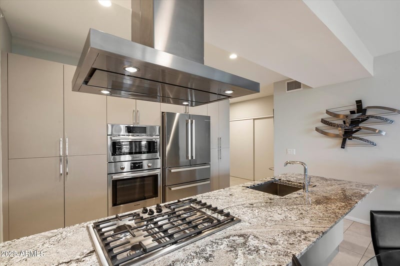 7180 Kierland Blvd #919, Scottsdale, AZ 85254