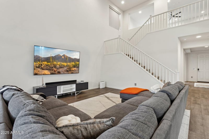 7180 Tombstone Trl, Peoria, AZ 85383