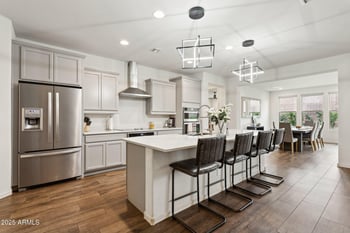 7180 Tombstone Trl, Peoria, AZ 85383