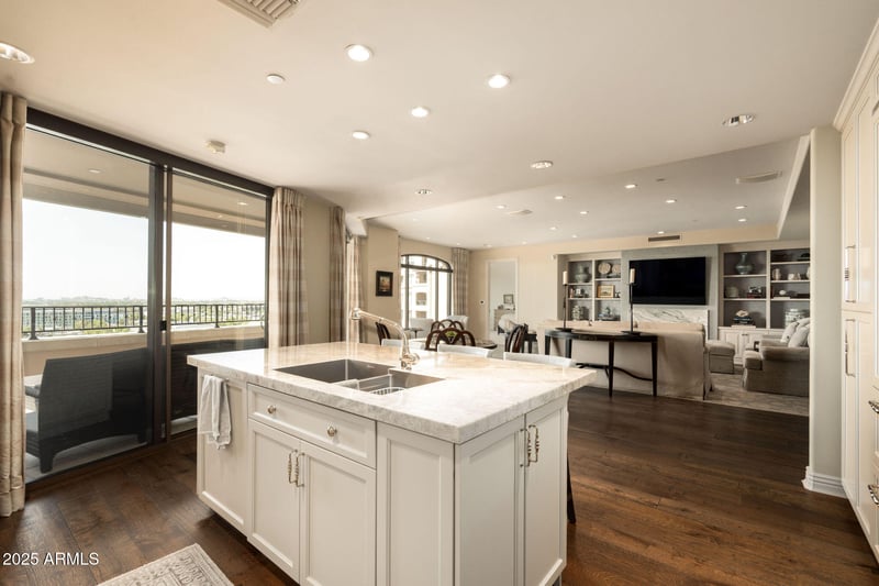 7181 Camelback Rd #1105, Scottsdale, AZ 85251