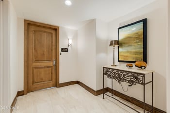 7181 Camelback Rd #208, Scottsdale, AZ 85251