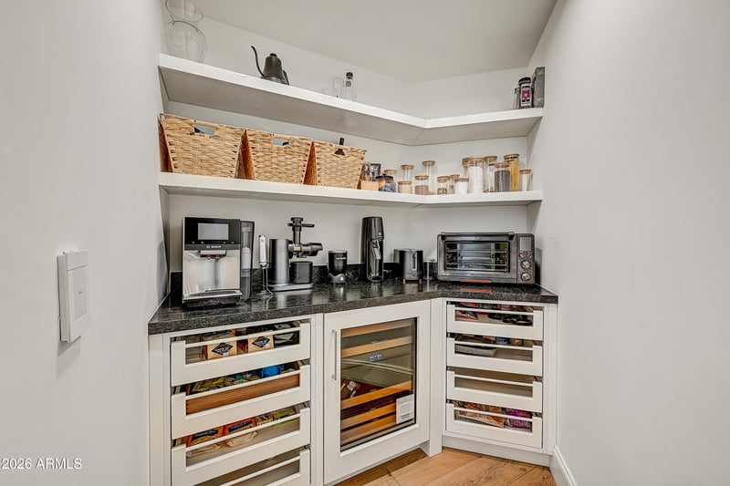 7181 Camelback Rd #505, Scottsdale, AZ 85251