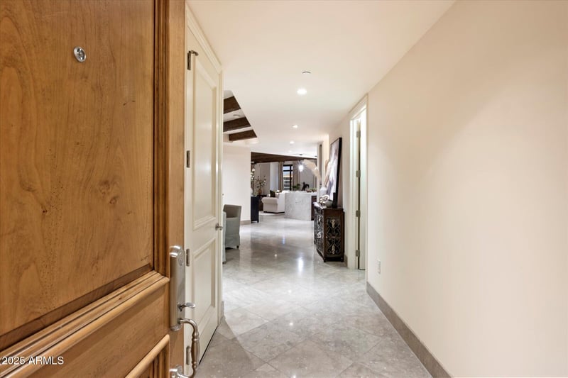 7181 Camelback Rd #506, Scottsdale, AZ 85251