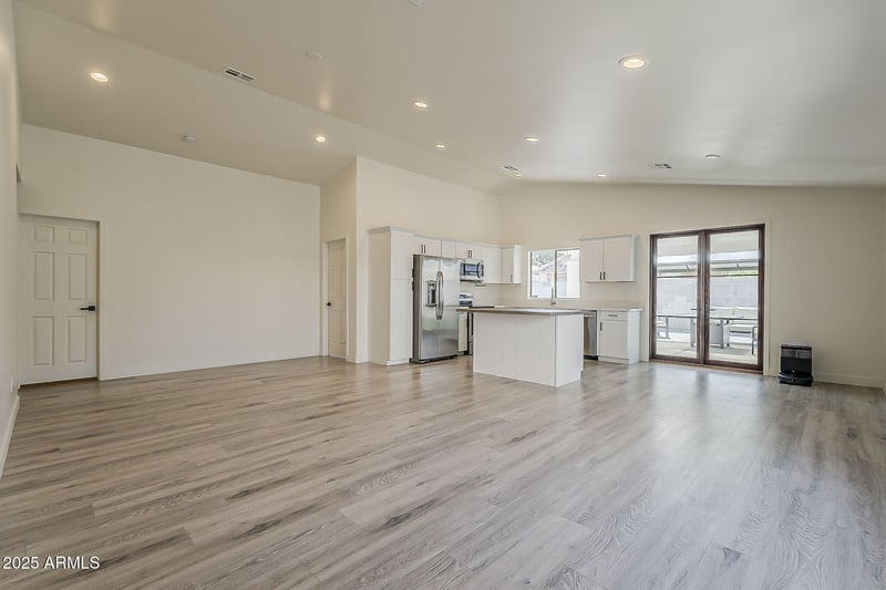 7181 Citrus Way, Glendale, AZ 85303