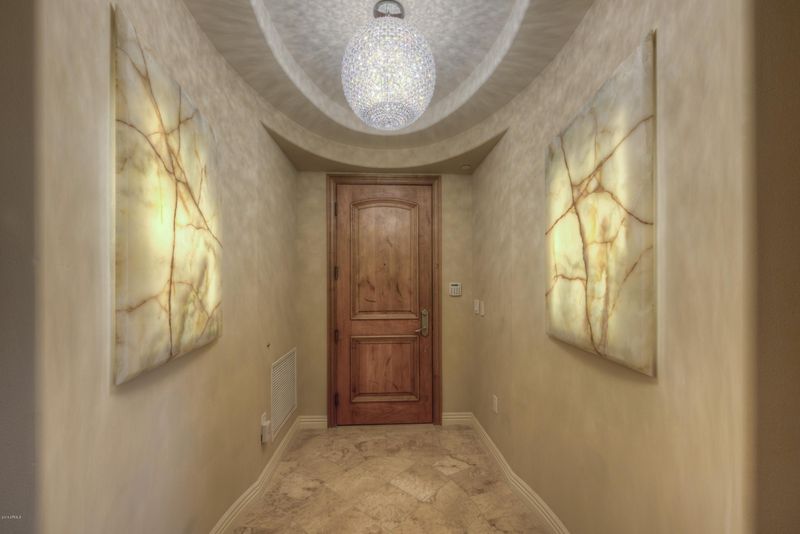 7181 E Camelback Rd #307, Scottsdale, AZ 85251