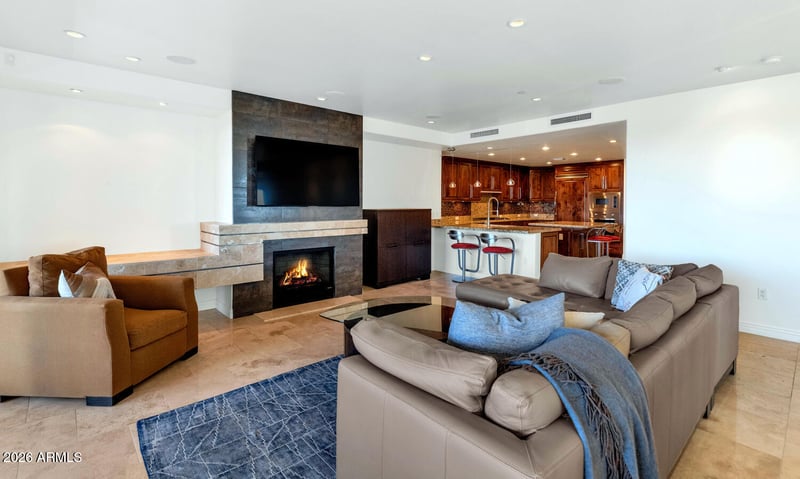 7181 Camelback Rd #707, Scottsdale, AZ 85251