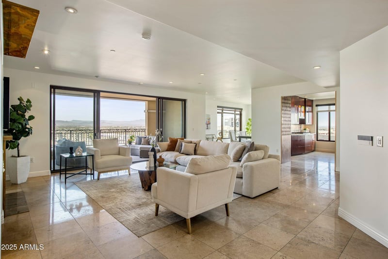 7181 Camelback Rd #904, Scottsdale, AZ 85251