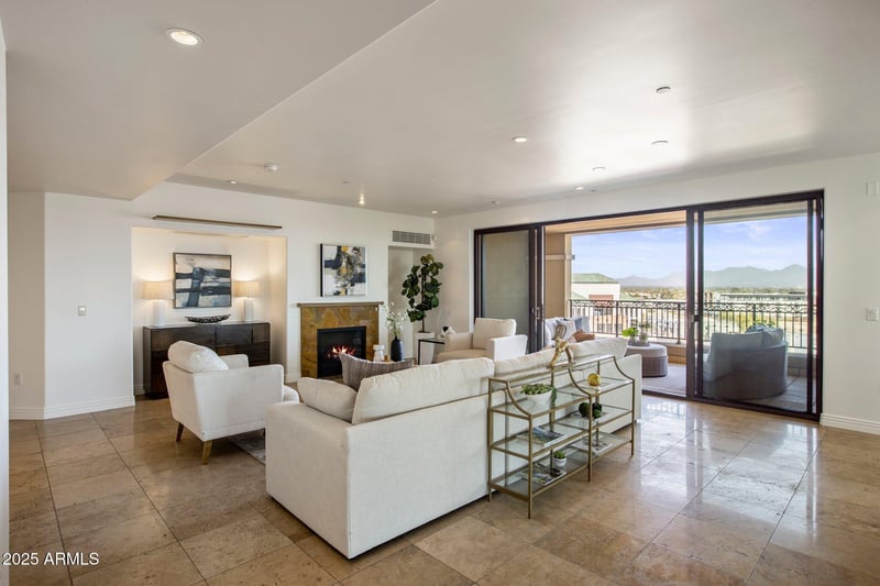 7181 Camelback Rd #904, Scottsdale, AZ 85251