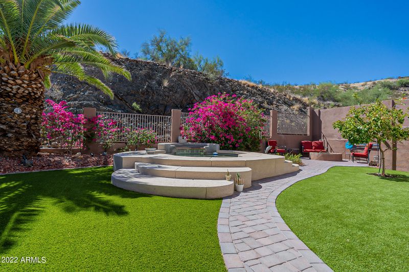 719 E Goldenrod St, Phoenix, AZ 85048