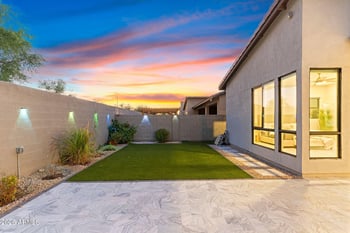 719 E Summerside Rd, Phoenix, AZ 85042