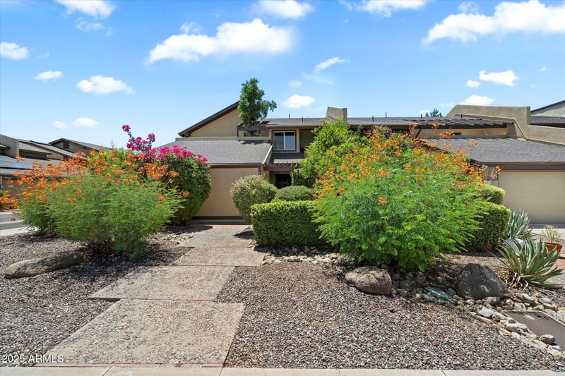 719 Orangewood Ave, Phoenix, AZ 85020