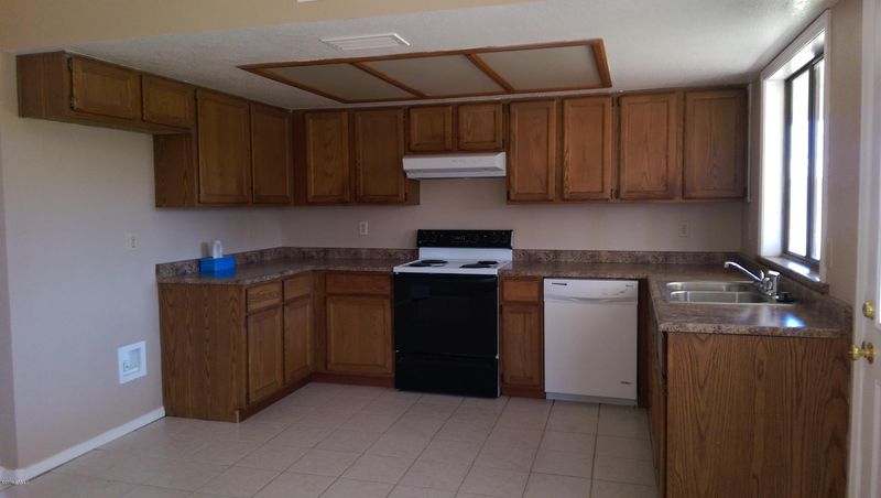 719 S Robin Ln, Mesa, AZ 85204