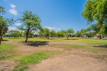 7193 Mohawk Ln, Glendale, AZ 85308