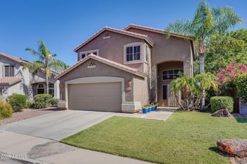 7194 Mohawk Ln, Glendale, AZ 85308