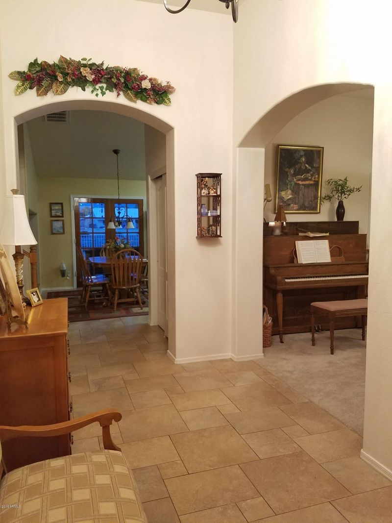7198 W Kimberly Way, Glendale, AZ 85308