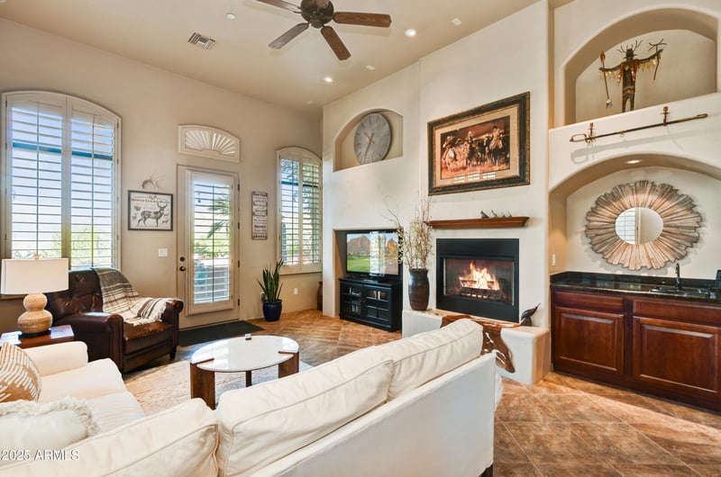 7199 Ridgeview Pl #100, Carefree, AZ 85377