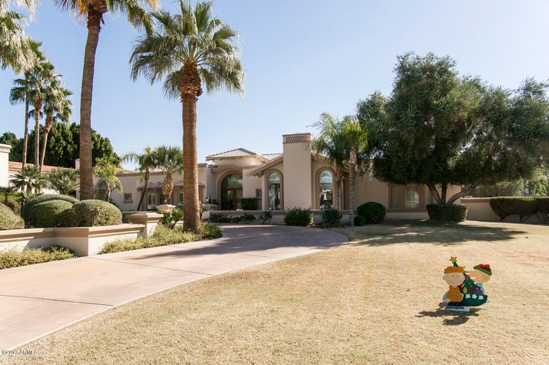 72 Biltmore Estates Dr, Phoenix, AZ 85016