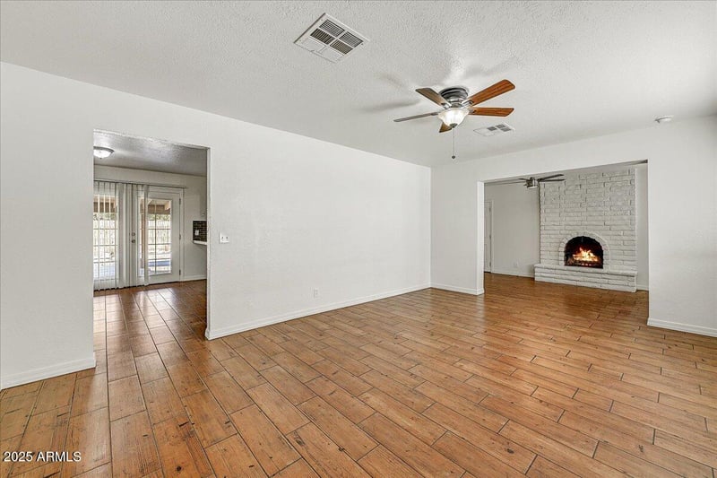 720 Broadway Ln, Tempe, AZ 85282