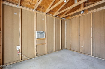 720 Dobbins Rd, Phoenix, AZ 85042