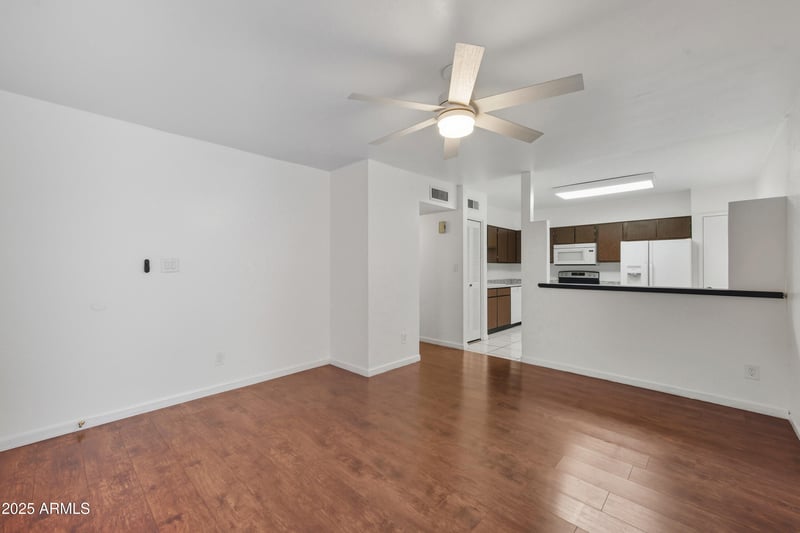 720 Dobson Rd #125, Mesa, AZ 85202