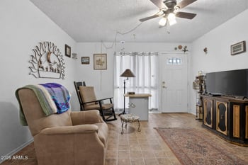 720 Dobson Rd #36, Mesa, AZ 85202