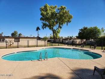 720 Dobson Rd #49, Mesa, AZ 85202