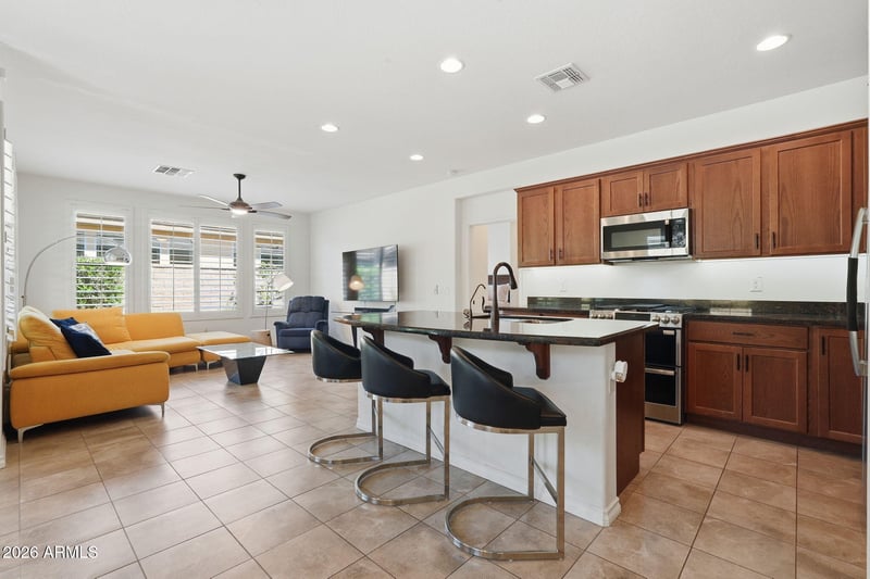 720 Cobble Stone Dr, Queen Creek, AZ 85140