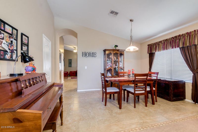 720 E Kelsi Ave, San Tan Valley, AZ 85140