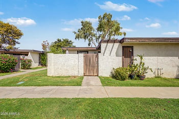 720 S Dobson Rd #104, Mesa, AZ 85202