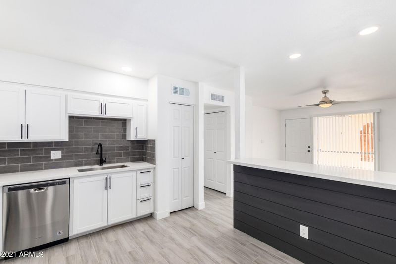720 S Dobson Rd #89, Mesa, AZ 85202