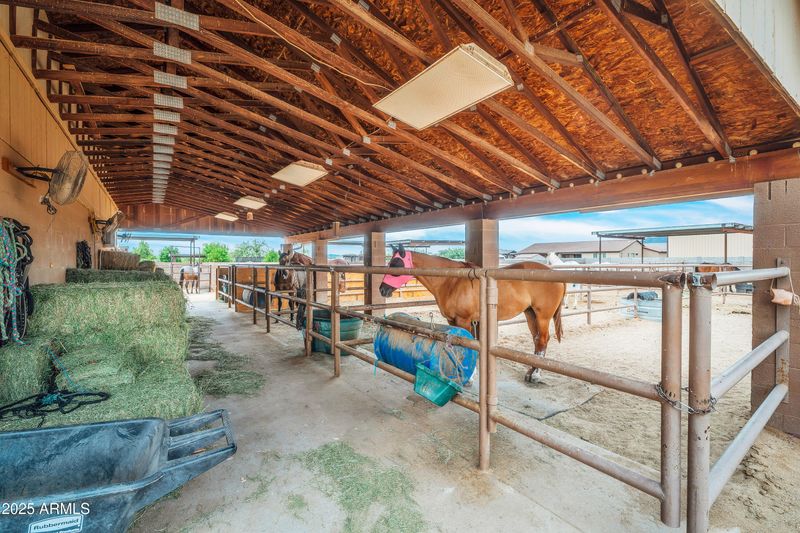 720 W Hidden Valley Dr #-, Phoenix, AZ 85086