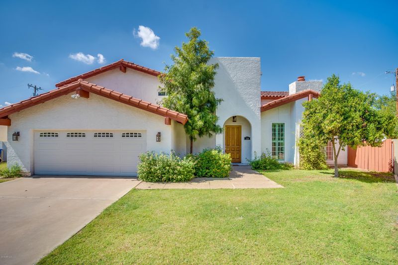 720 W Seldon Ln, Phoenix, AZ 85021