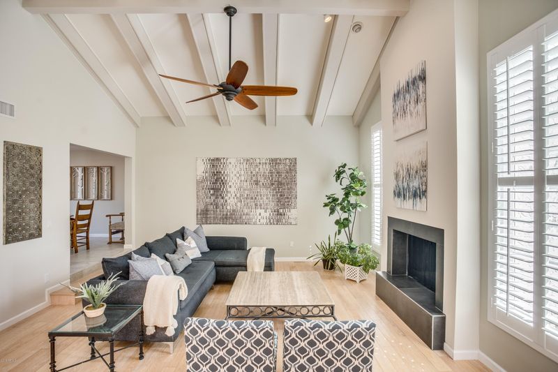 720 W Seldon Ln, Phoenix, AZ 85021