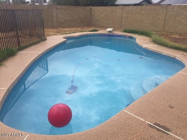 720 W Villa Rita Dr, Phoenix, AZ 85023