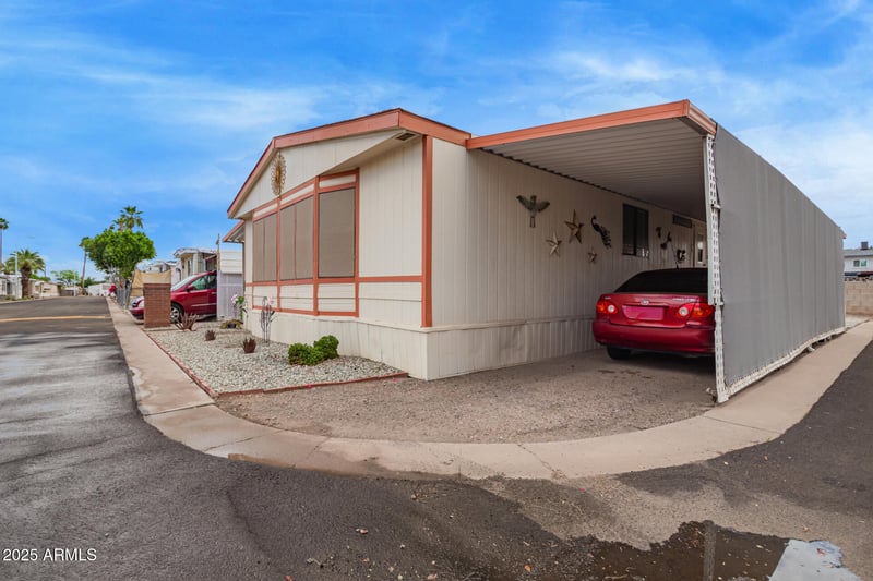 7200 43rd Ave #82, Glendale, AZ 85301
