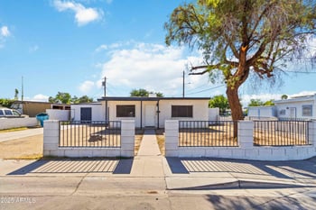 7201 26th Ln, Phoenix, AZ 85051