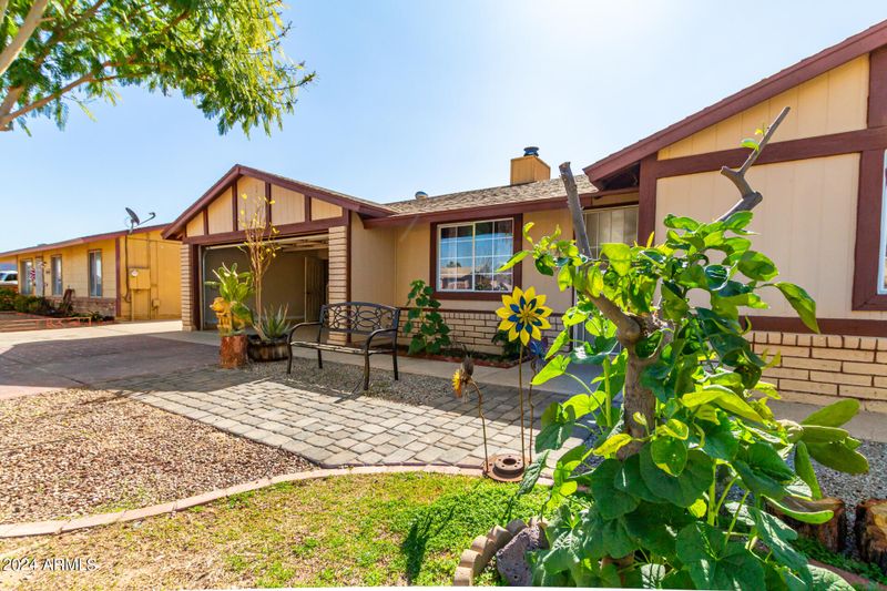7201 W Avalon Dr, Phoenix, AZ 85033