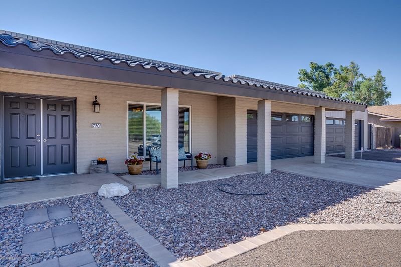 7201 W Grovers Ave, Glendale, AZ 85308