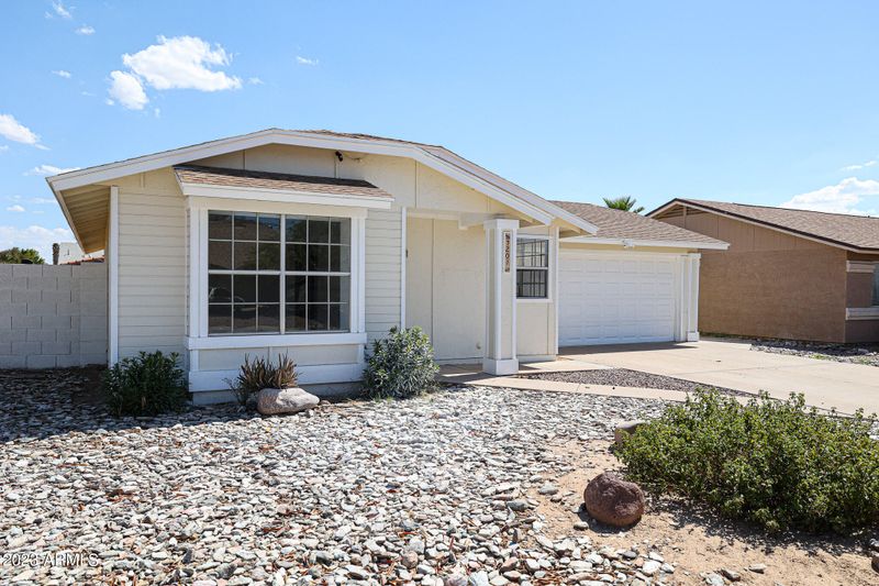 7201 W Meadowbrook Ave, Phoenix, AZ 85033